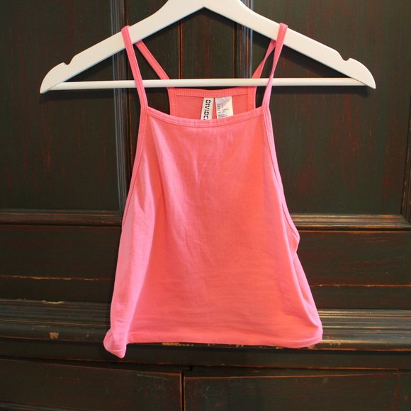 Hot pink crop top - Picture 2 of 3